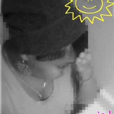 Profile Picture of Laura Harrell (@laladahtopnotch) on Twitter