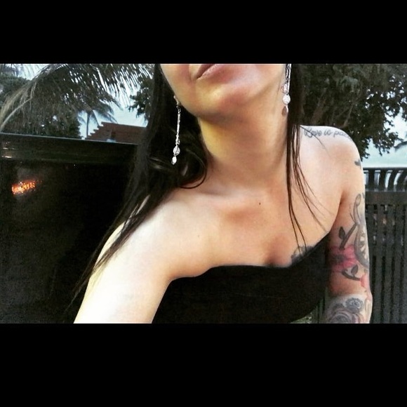 Profile Picture of G Corchado (@corchado79) on Poshmark