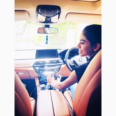 Profile Picture of Jessica Patel (@bossgirl789800) on Twitter