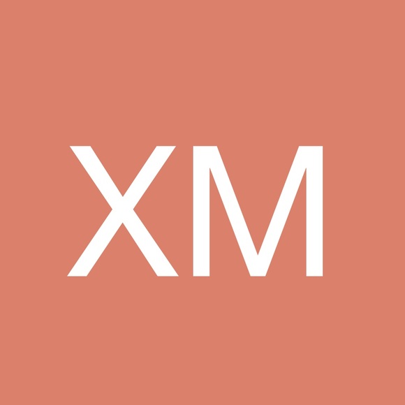 Profile Picture of Xiomara Maurosa (@xiomaramaurosa) on Poshmark