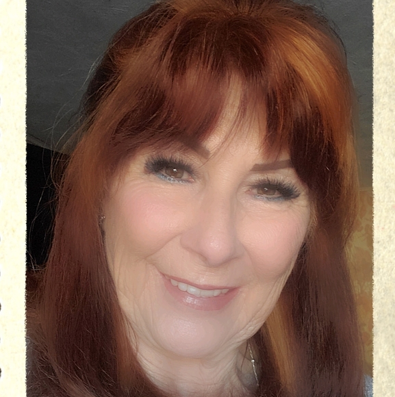 Profile Picture of Mary Wallenberg (@pcskigirl2) on Poshmark