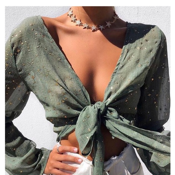 Profile Picture of Catherine Lutterbie (@cmlbee) on Poshmark