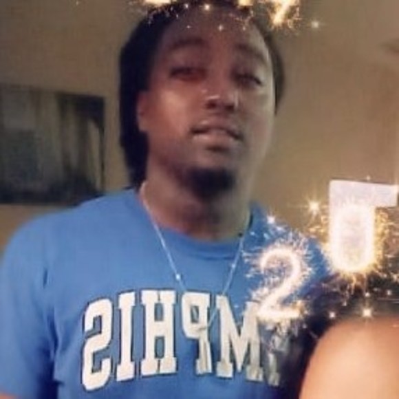 Profile Picture of David Amos (@memphis901813) on Poshmark