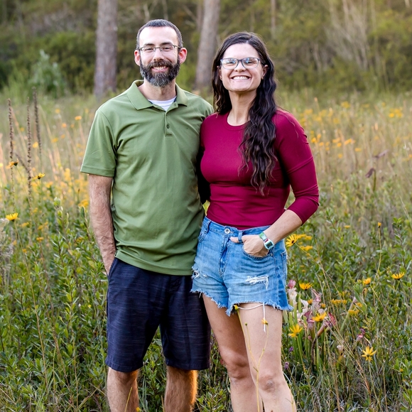 Profile Picture of Meagan Bardinelli (@mbardinelli) on Poshmark