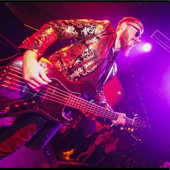 Profile Picture of Sean Bellamy (@seanbellamy) on Poshmark