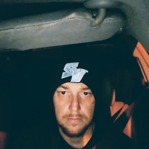 Sam Frye - Poshmark Profile Picture of Sam Frye (@fryesam37) on Poshmark