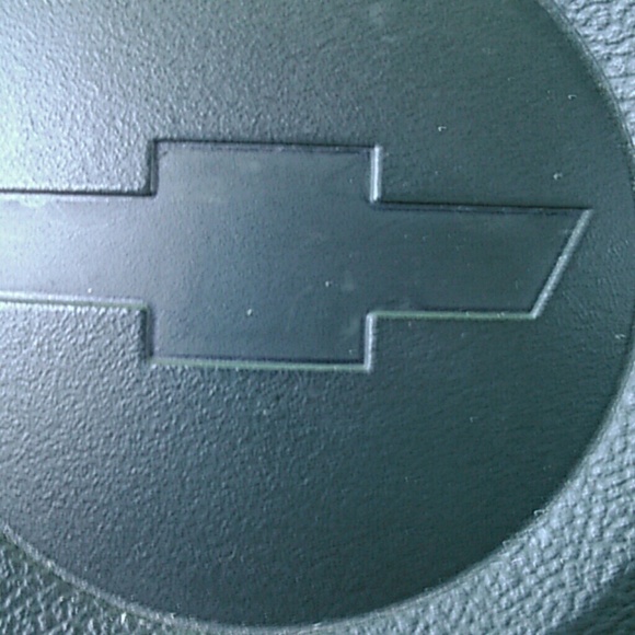 Profile Picture of Adam Loza (@adamloza) on Poshmark