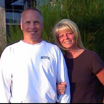 Profile Picture of Sandy (@SanShakes) on Twitter