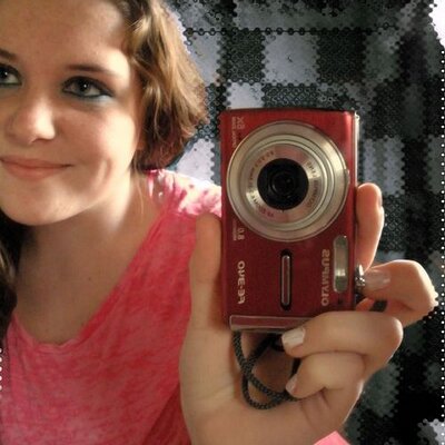 Profile Picture of Adrianne Scott (@AdrianneScott14) on Twitter