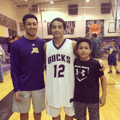 Profile Picture of Jeremy Ontiveros (@jeremyontivero3) on Twitter