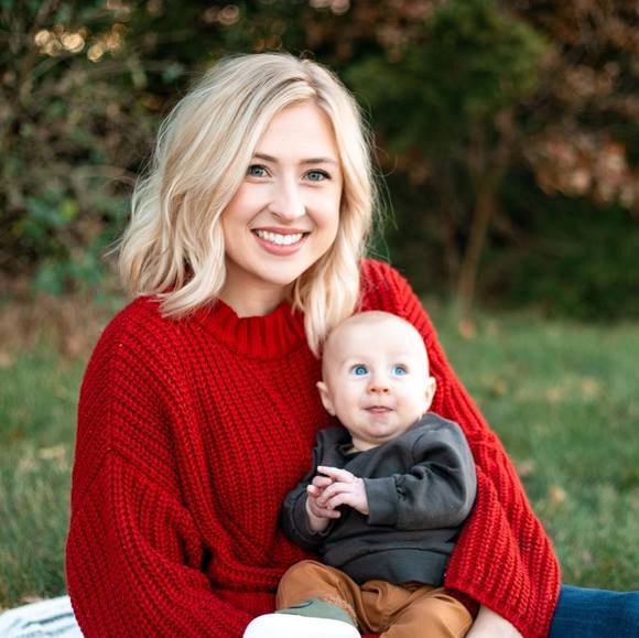 Profile Picture of Kayt Gehring (@kaytgehring) on Poshmark