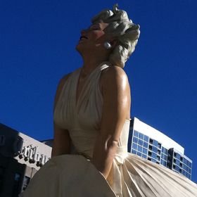 Profile Picture of Arthura Moore (@thura6) on Pinterest