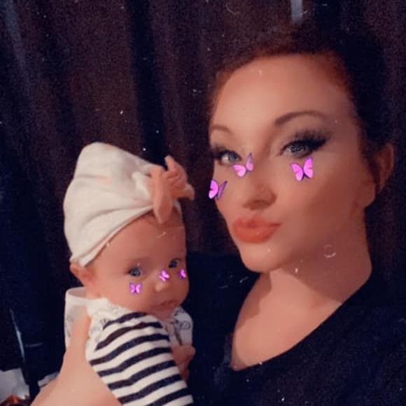 Profile Picture of Katie Fatigato (@katiefatigato) on Poshmark