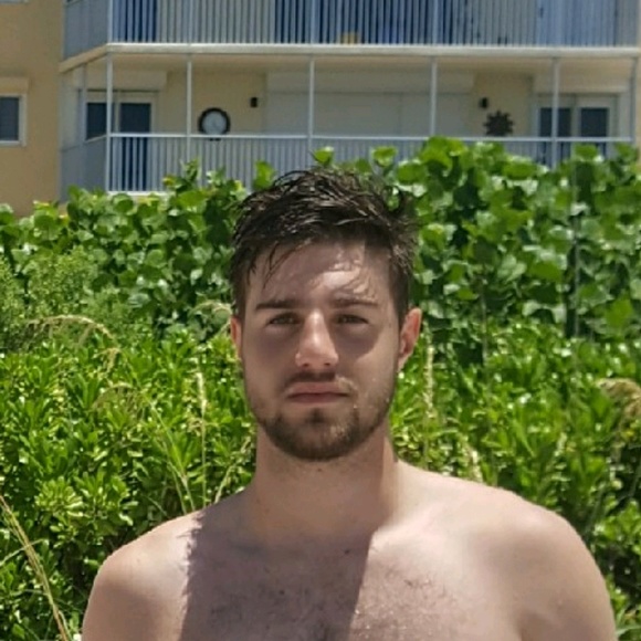 Profile Picture of Greg Fenker (@fenkdaddy) on Poshmark