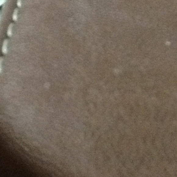 Profile Picture of Kierra Cameron (@zou) on Poshmark