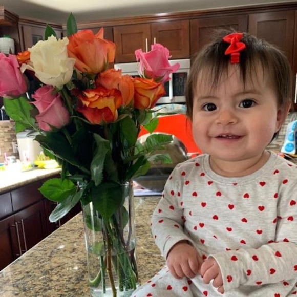 Profile Picture of Christine Carballo (@carballoc15) on Poshmark