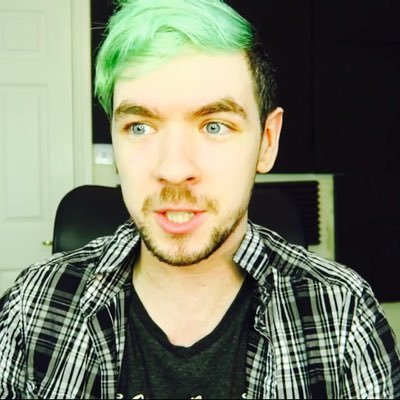 Profile Picture of SlenderSean (@SeanSlender) on Twitter