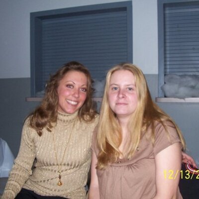 Profile Picture of Kayla Roundtree (@redneckgirl2001) on Twitter