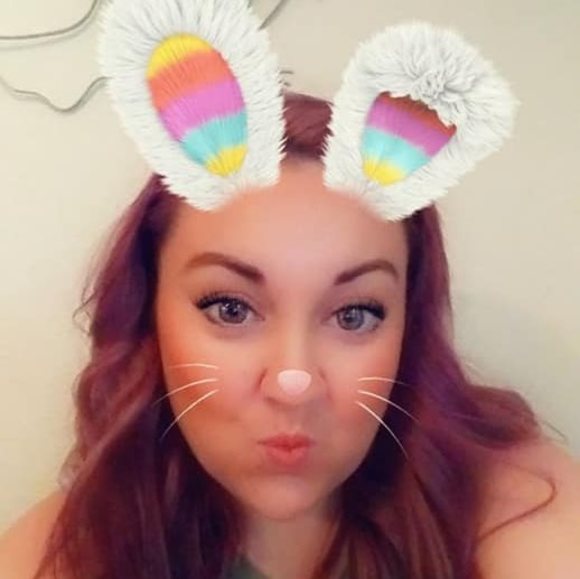 Profile Picture of Katie Startt (@kstartt138) on Poshmark