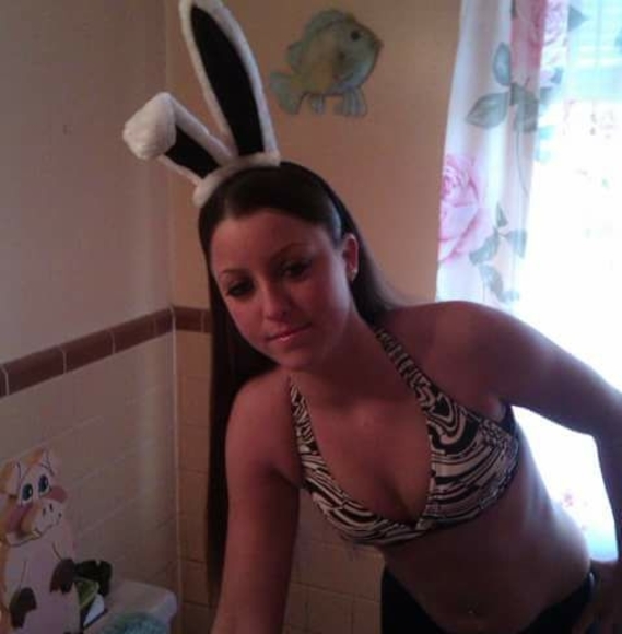 Profile Picture of Crystal Hamlein (@crystalhamlein) on Poshmark