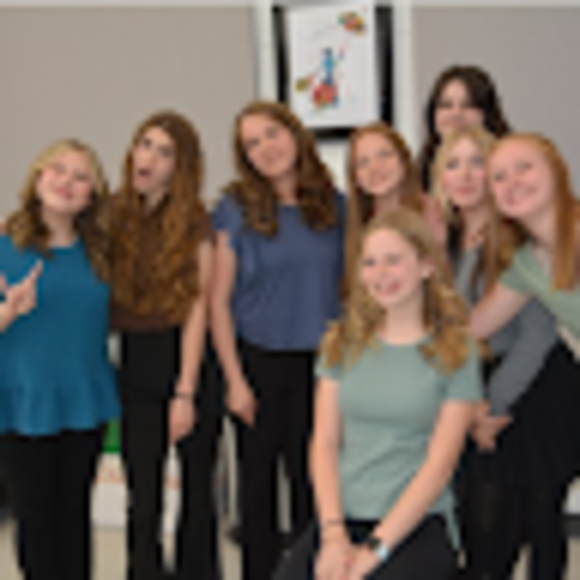 Profile Picture of Caydince Rewolinski (@rcaydince) on Poshmark