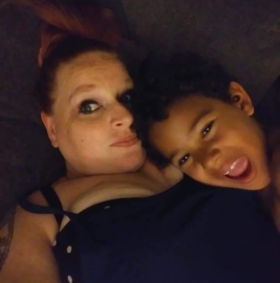 Profile Picture of Shawna Wilcox (@shawnaw37) on Poshmark