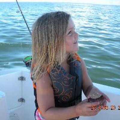 Profile Picture of Christy Walker (@christywalker09) on Twitter