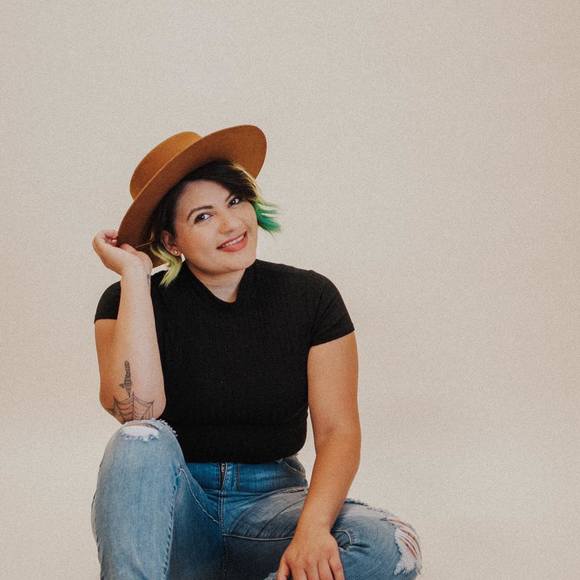 Profile Picture of Alysia Chavez (@alysia456) on Poshmark