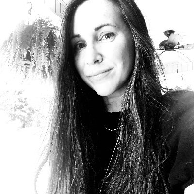 Profile Picture of Aimee Pawluk (@Aimee34805098) on Twitter