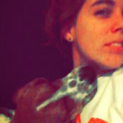 Profile Picture of Amy Hull (@AmyHull-AH) on Youtube