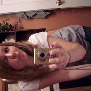 Profile Picture of Sara Cagle (@saranicole1208) on Myspace
