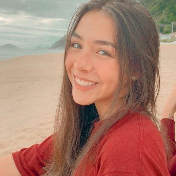 Profile Picture of Cecília Cochlete (@ceciliacochlete_) on Tiktok