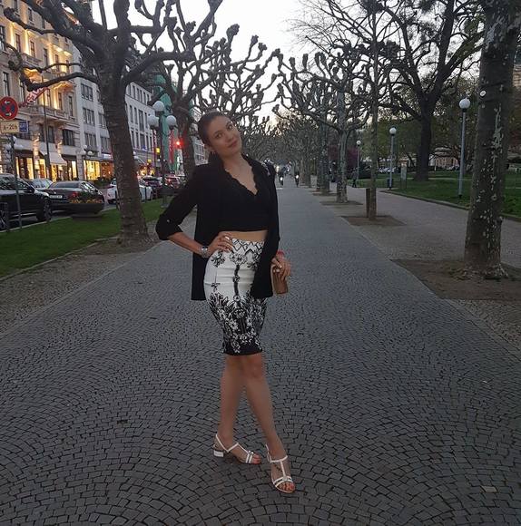 Profile Picture of Katya Evison (@katyaevison) on Poshmark