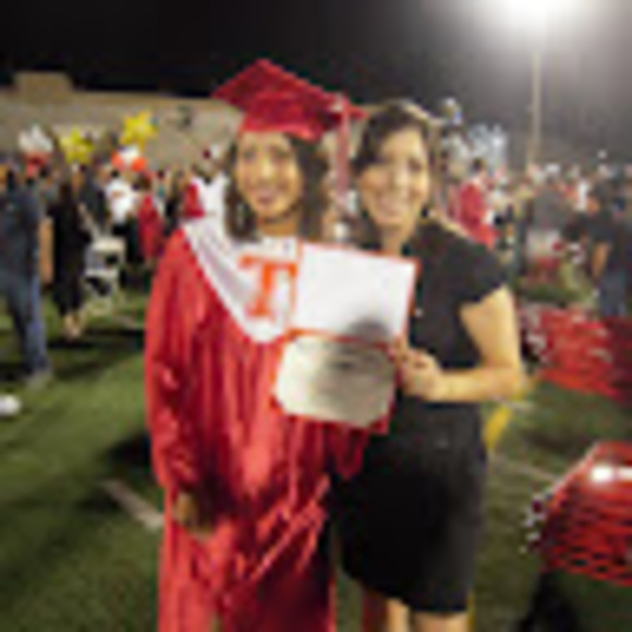 Profile Picture of Alejandra Alvarado (@drasquared) on Poshmark