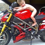 Profile Picture of Jonathan Cheves (@cheves.jonathan) on Instagram