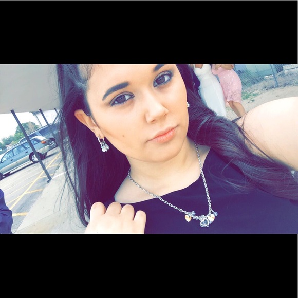 Profile Picture of Jinamarie Okonsky (@winchestergirl2) on Poshmark