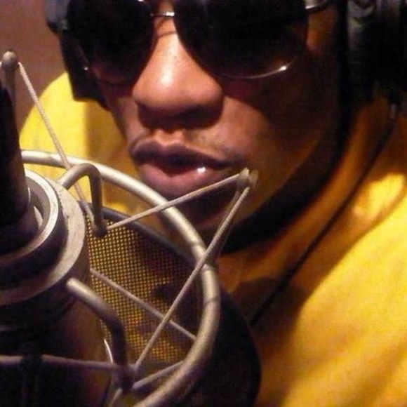 Profile Picture of Gregory Vincent (@gregory_vincent) on Poshmark