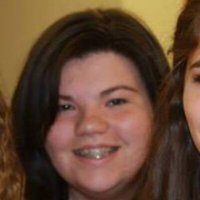 Profile Picture of Lilly Knowles (@Lillybug96) on Twitter