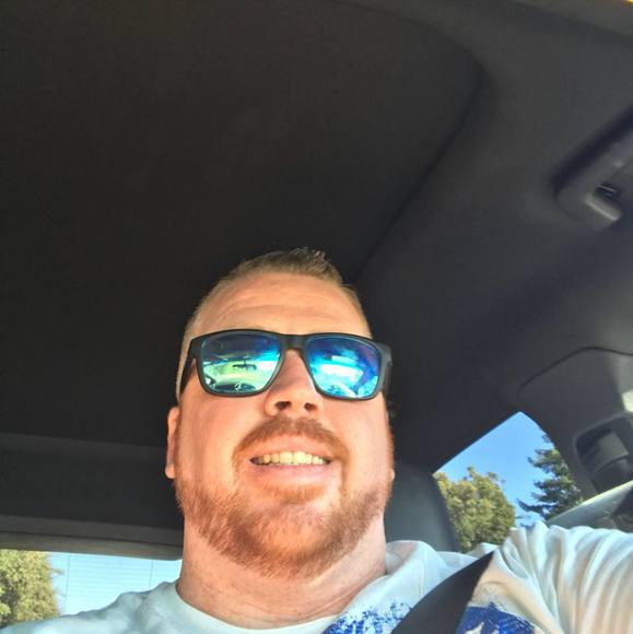 Profile Picture of Justin Herron (@justin_1785) on Poshmark