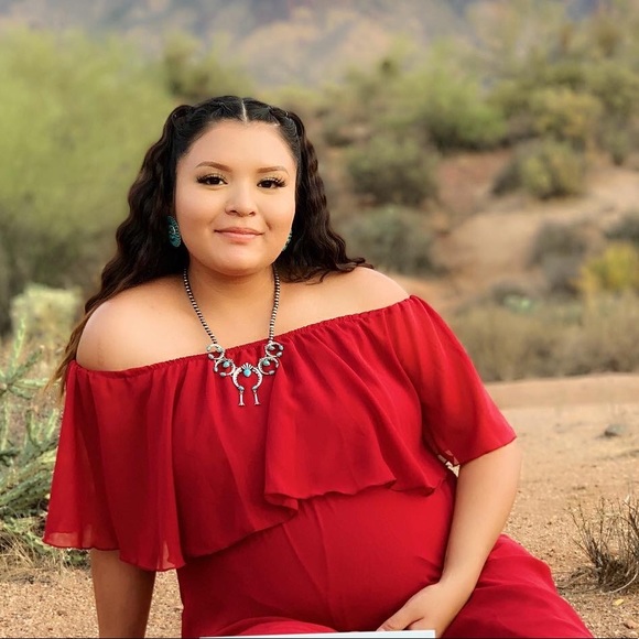 Profile Picture of Fredina Toledo (@fredinaaaa) on Poshmark