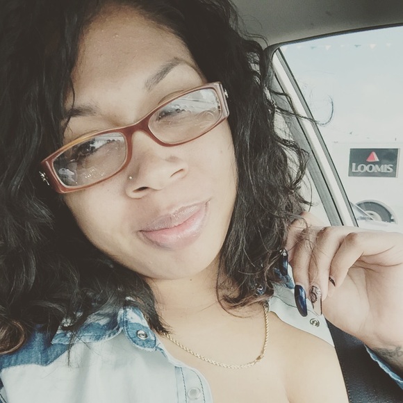 Profile Picture of Halili Branch (@hebalizmylife) on Poshmark