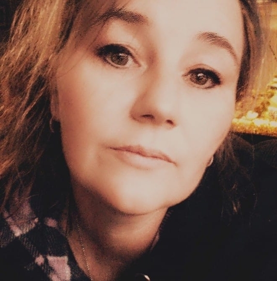 Profile Picture of Kristina Levesque (@kristinalevesqu) on Poshmark