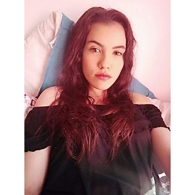 Profile Picture of Julia Sanger (@jutasanger) on Twitter