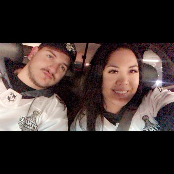 Profile Picture of Auaustin Shavor (@skashavor) on Poshmark