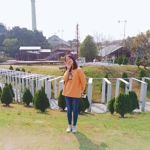 Profile Picture of Leanne Liu (@LeanneLiu17) on Twitter