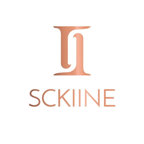 Profile Picture of Teila Bachelor (@sckiine) on Poshmark