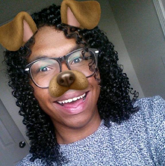 Profile Picture of Joei Reyna (@joeireyna) on Poshmark