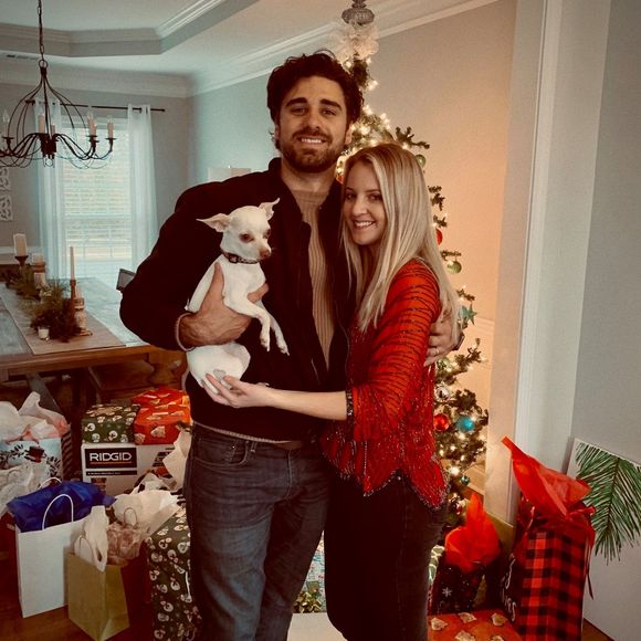 Matt Bonadies - Poshmark Profile Picture of Matt Bonadies (@mattbeast856) on Poshmark