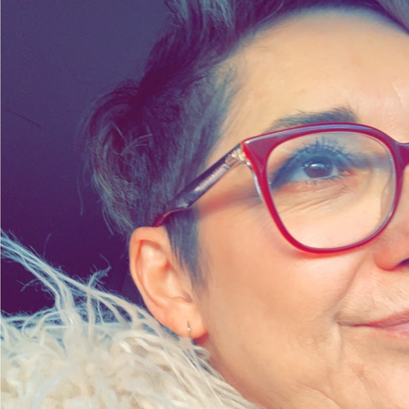 Profile Picture of Odette Heinrich (@odetteheinrich) on Poshmark