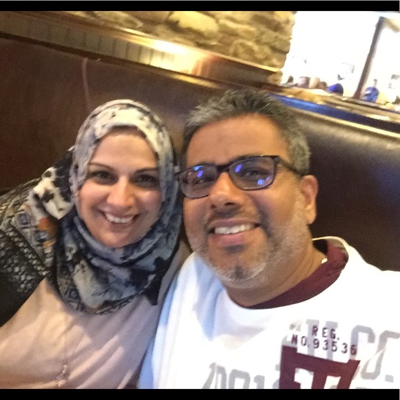 Profile Picture of Sakina Salemohamed (@sakinas) on Poshmark